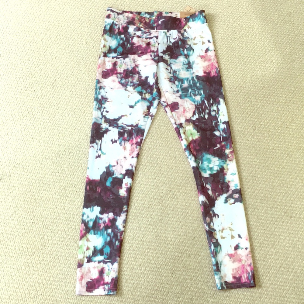 NWT American Eagle Hi-Rise Floral Leggings